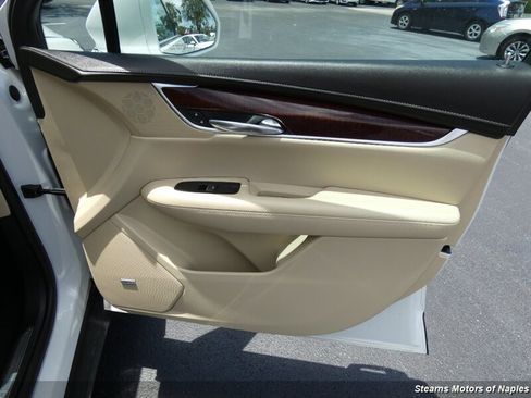 Used 2017 Cadillac XT5 Luxury image 49