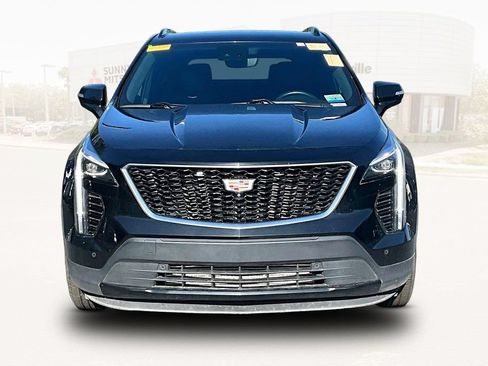 Used 2022 Cadillac XT4 Sport w/ Enhanced Visibility Package AWD/4WD image 2