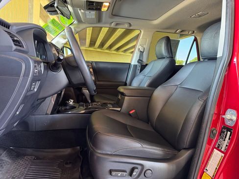 Used 2023 Toyota 4Runner 40th Anniversary SE image 11