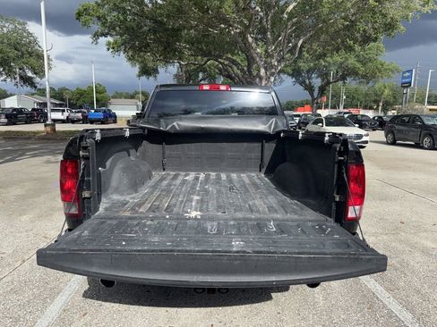 Used 2017 RAM 1500 Express AWD/4WD image 23