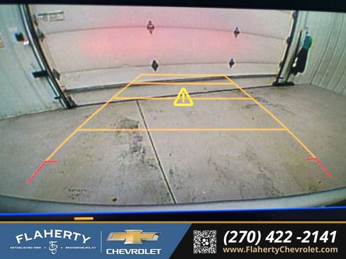 Used 2020 Chevrolet Equinox LT w/ Driver Convenience Package image 35