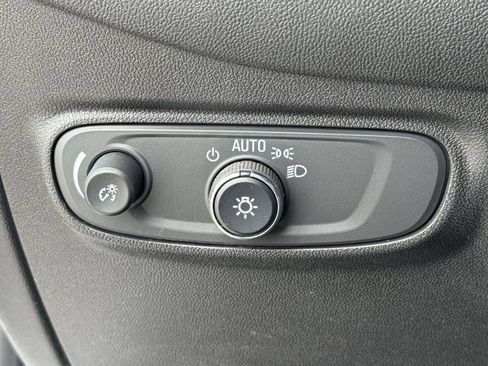 Used 2022 Chevrolet Equinox RS AWD/4WD image 22