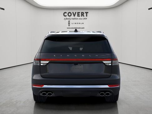 New 2026 Lincoln Aviator 2WD image 5