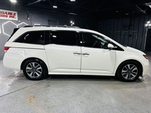 Used 2015 Honda Odyssey Touring image 5