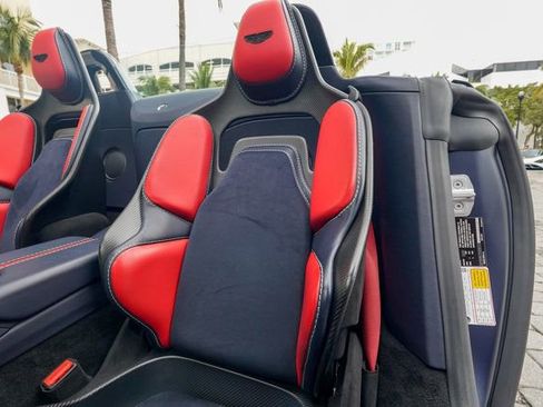 Used 2023 Aston Martin V12 Vantage V12 Roadster image 65