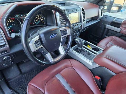 Used 2018 Ford F150 Platinum w/ Equipment Group 701A Luxury AWD/4WD image 12
