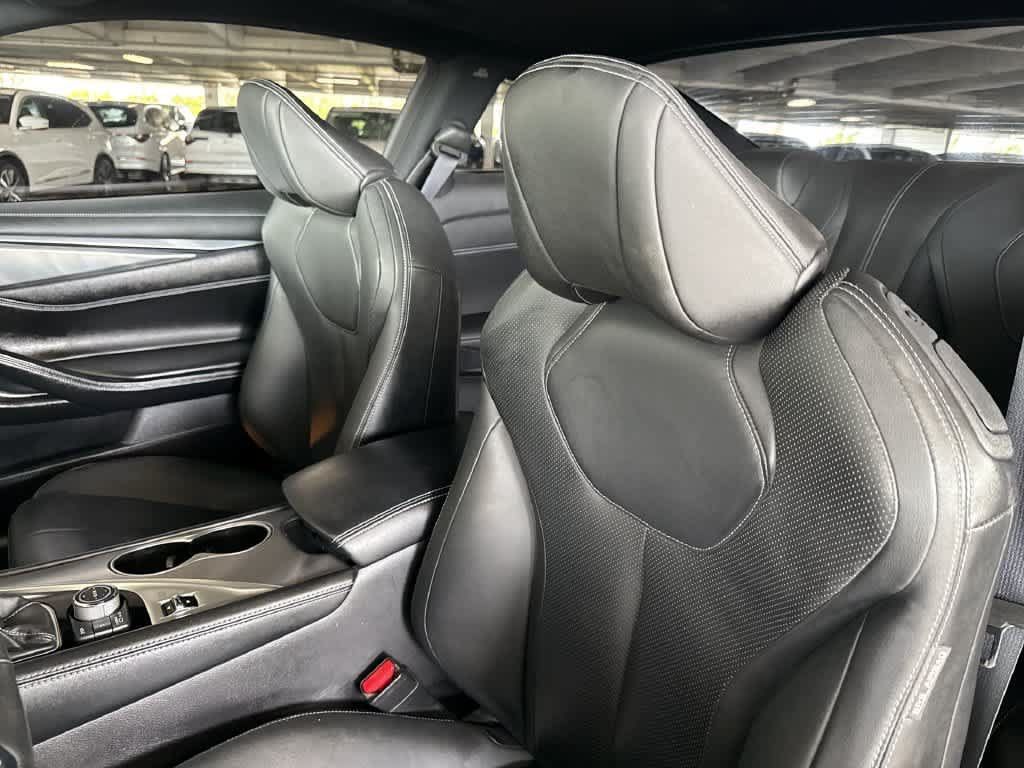 Used 2022 INFINITI Q60 3.0t Luxe w/ Cargo Package RWD image 14
