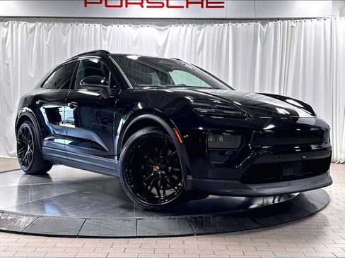 Used 2026 Porsche Macan 4S Electric AWD/4WD image 11