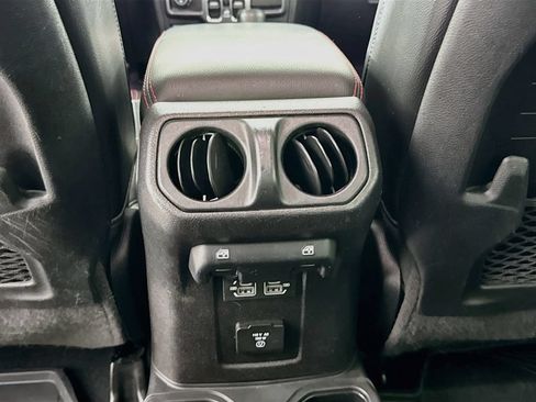 Used 2021 Jeep Wrangler Unlimited Rubicon AWD/4WD image 25