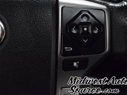 Used 2023 Toyota 4Runner SR5 Premium image 15