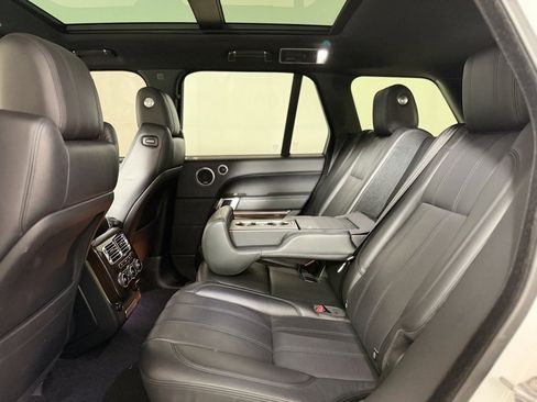Used 2015 Land Rover Range Rover Supercharged image 23