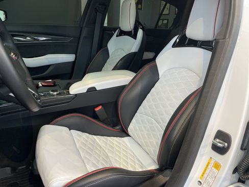 Used 2024 Cadillac CT5 V Blackwing w/ Driver Assist Package image 19