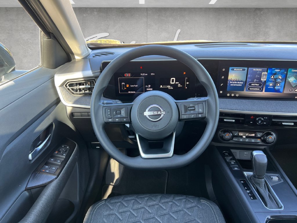 New 2026 Nissan Kicks SV w/ Cold Weather Package FWD image 22
