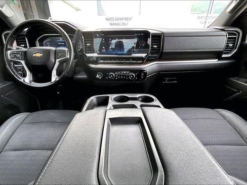 Used 2022 Chevrolet Silverado 1500 LT image 21