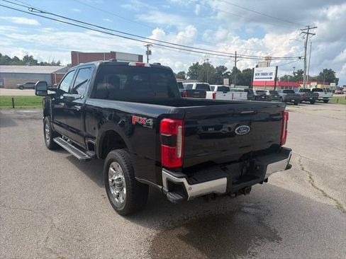 Used 2023 Ford F250 Lariat w/ Chrome Package AWD/4WD image 4