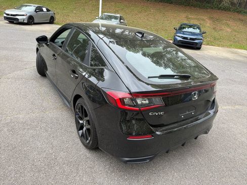 Used 2025 Honda Civic Sport image 8
