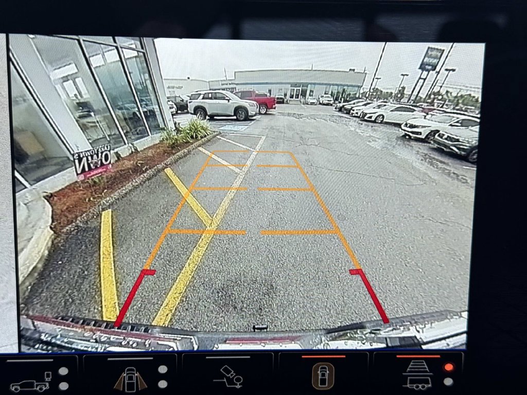 Used 2025 GMC Sierra 1500 AT4X AWD/4WD image 25