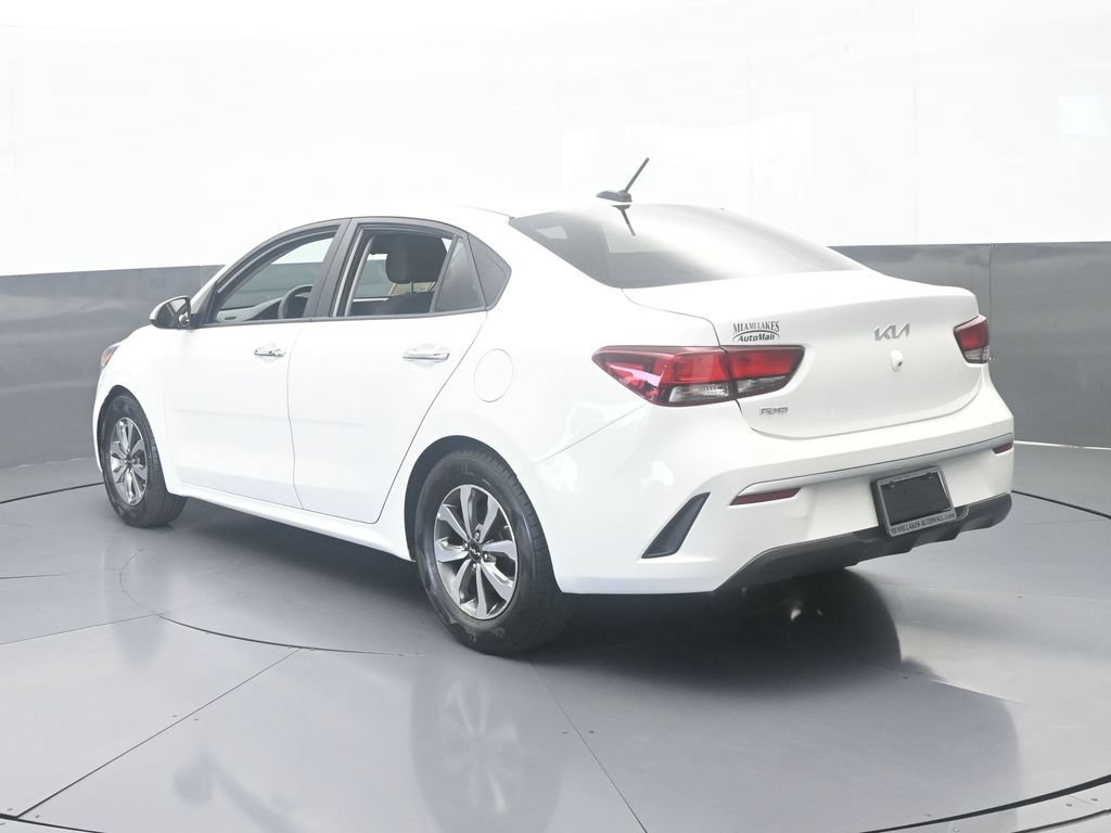 Used 2022 Kia Rio S w/ Technology Package FWD image 4