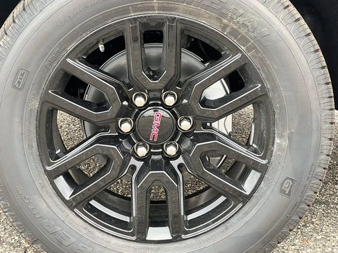 New 2026 GMC Sierra 1500 Elevation image 11