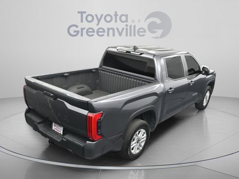 Used 2025 Toyota Tundra SR5 AWD/4WD image 15