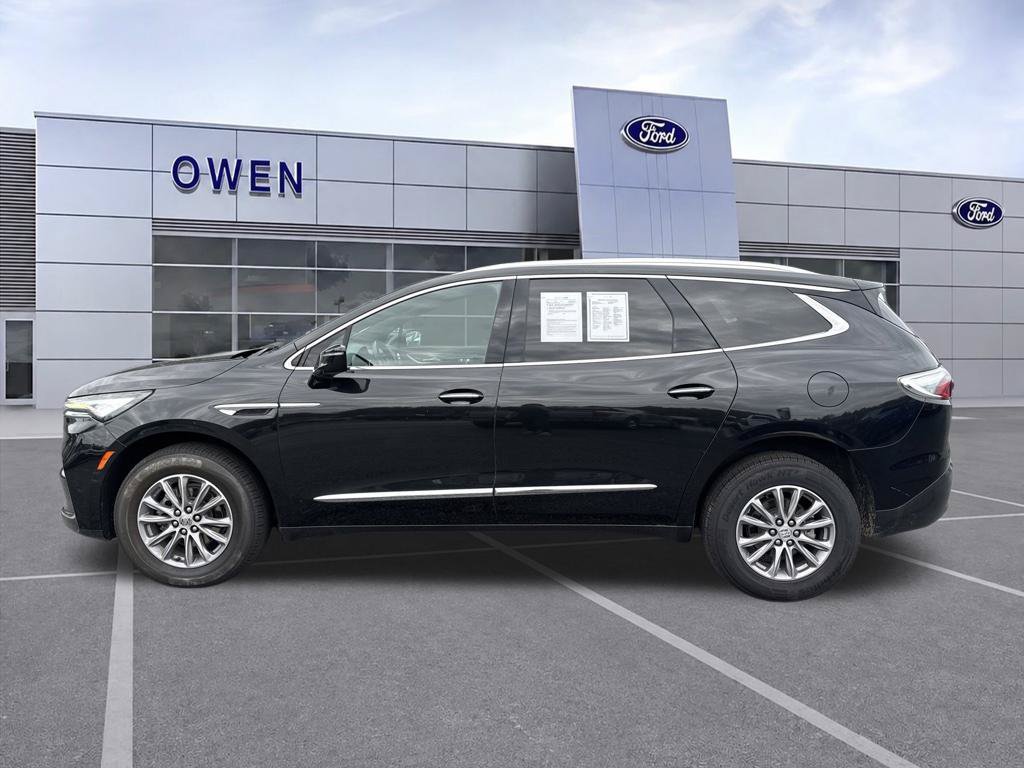Used 2023 Buick Enclave Essence FWD image 2