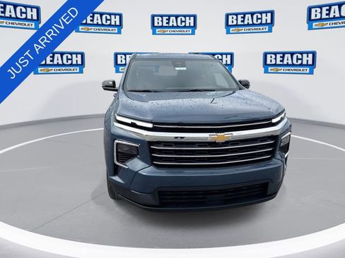 New 2026 Chevrolet Traverse LT image 3