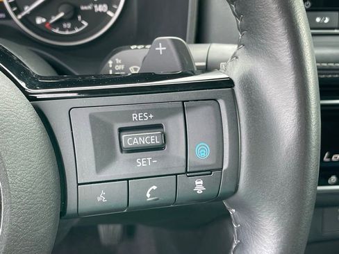 Certified 2021 Nissan Rogue SV w/ Premium Package AWD/4WD image 17