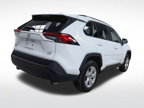 Certified 2021 Toyota RAV4 XLE w/ Convenience Package image 9