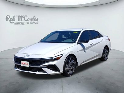 New 2025 Hyundai Elantra SEL