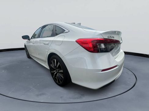 Used 2022 Honda Civic EX image 4