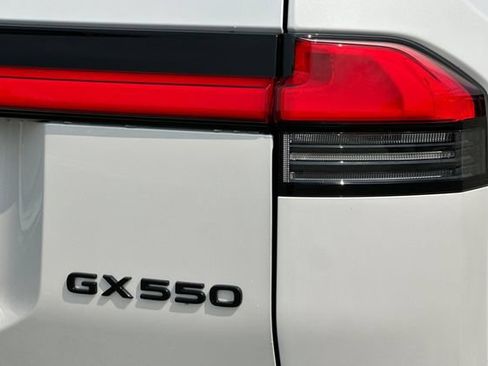 New 2026 Lexus GX 550 AWD/4WD image 7