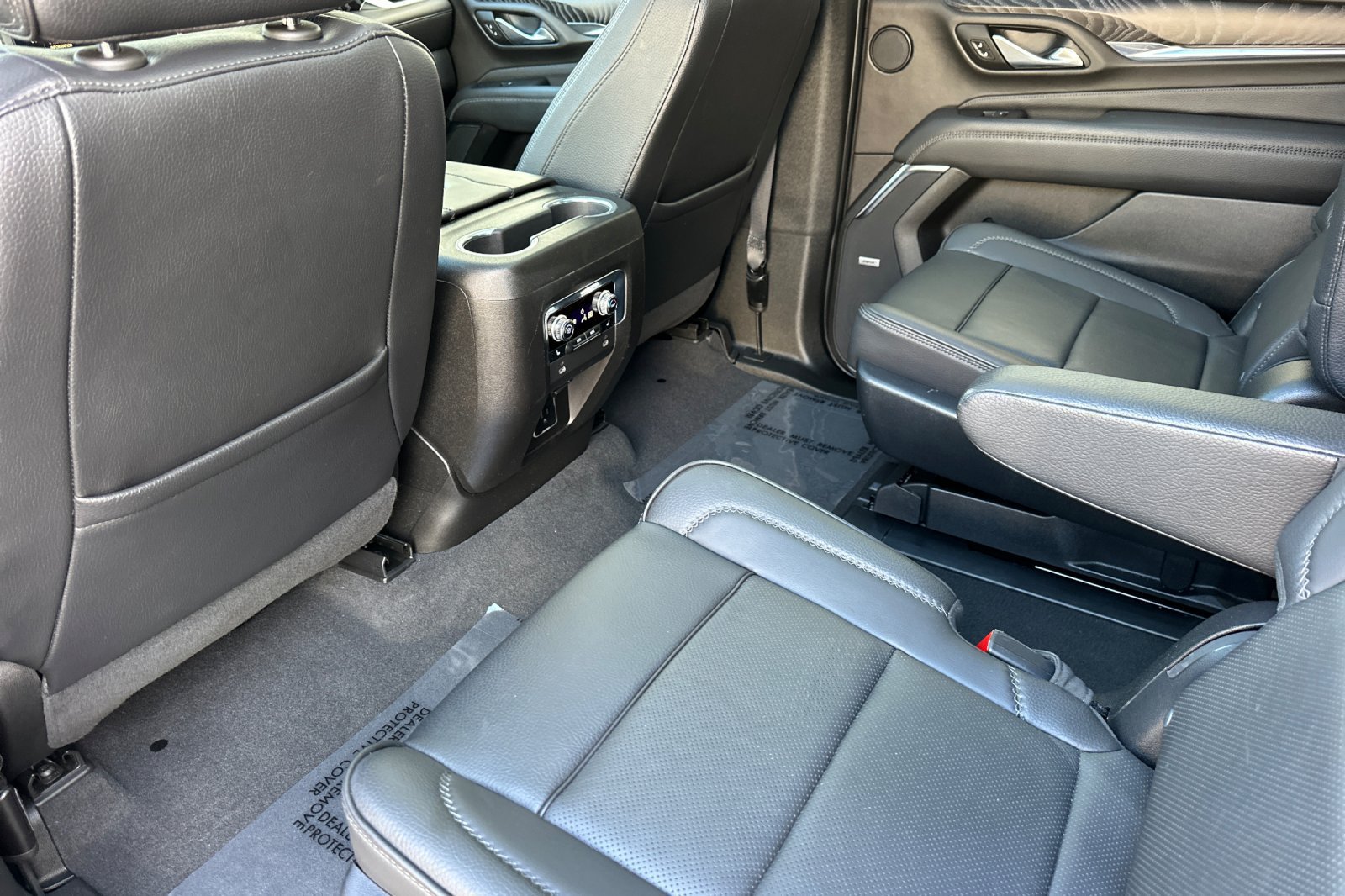 Certified 2023 GMC Yukon XL Denali w/ Max Trailering Package RWD image 14