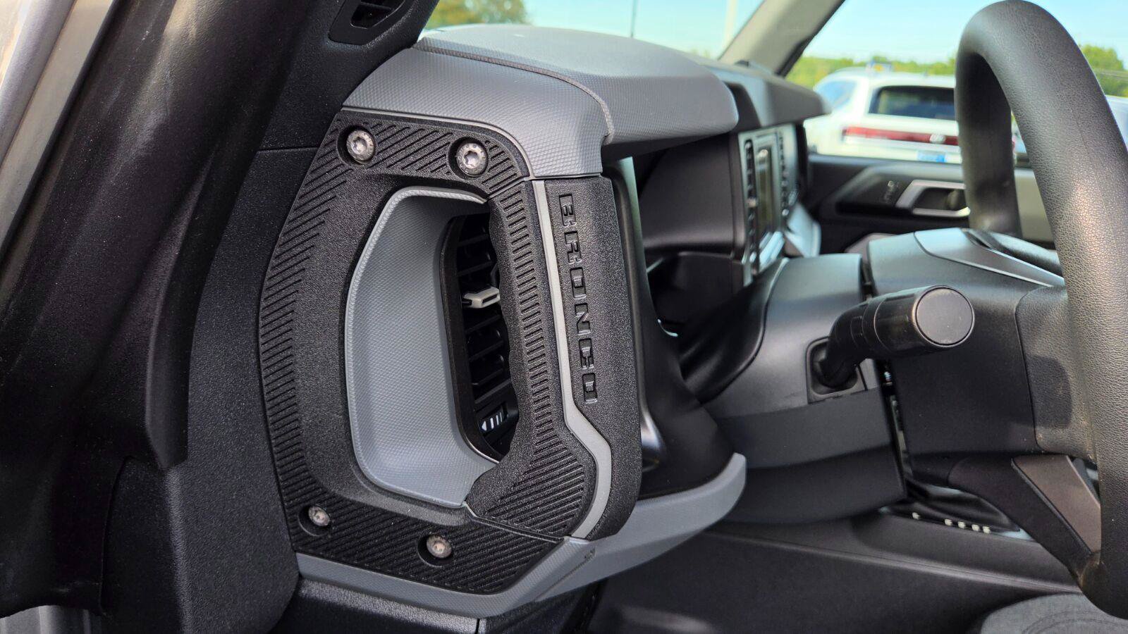 Used 2023 Ford Bronco 2-Door AWD/4WD image 25
