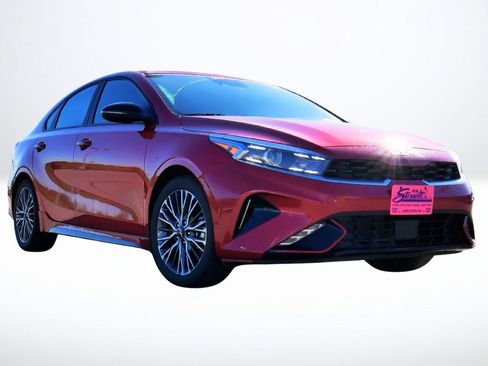 Used 2024 Kia Forte GT-Line w/ GT-Line Premium Package image 6