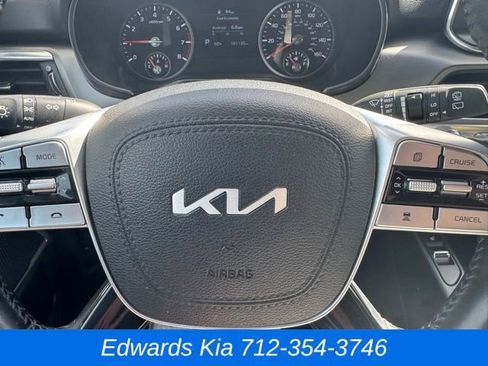 Used 2022 Kia Telluride S image 19