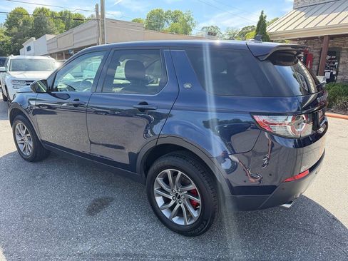 Used 2016 Land Rover Discovery Sport HSE AWD/4WD image 9