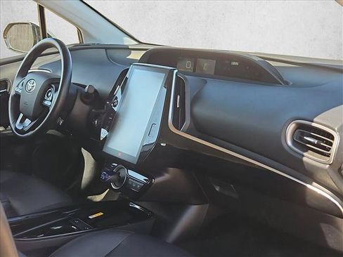 Used 2020 Toyota Prius Prime Limited FWD image 21