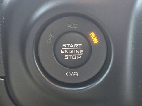 Used 2020 Jeep Wrangler Unlimited Rubicon AWD/4WD image 24