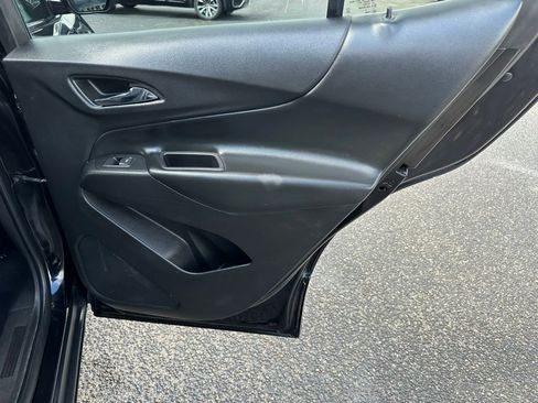 Used 2019 Chevrolet Equinox LT image 18