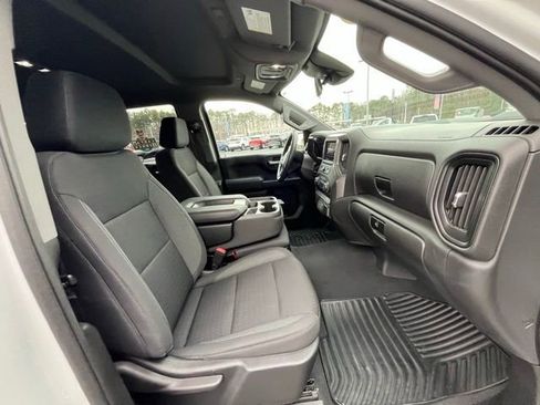 Used 2023 Chevrolet Silverado 1500 Custom Trail Boss w/ LPO, Dark Essentials Package image 17