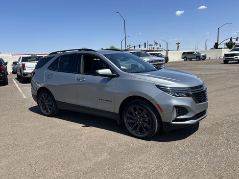 Certified 2023 Chevrolet Equinox RS w/ LPO, Floor Liner Package FWD image 6