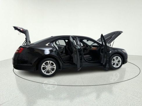 Used 2013 Ford Taurus SEL FWD image 14
