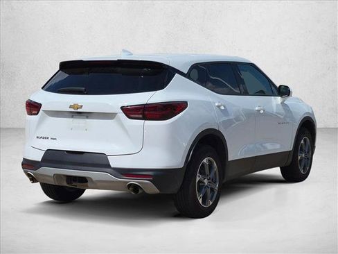 Used 2025 Chevrolet Blazer LT AWD/4WD image 5