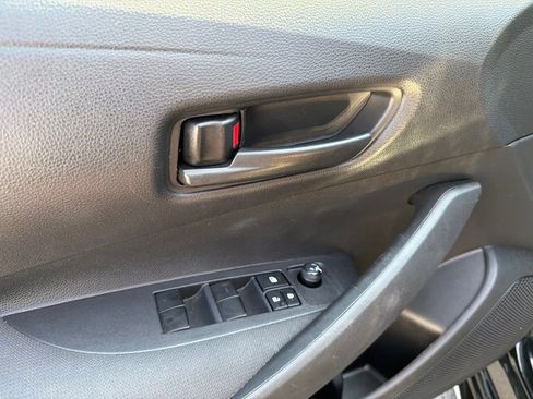 Used 2024 Toyota Corolla LE FWD image 25