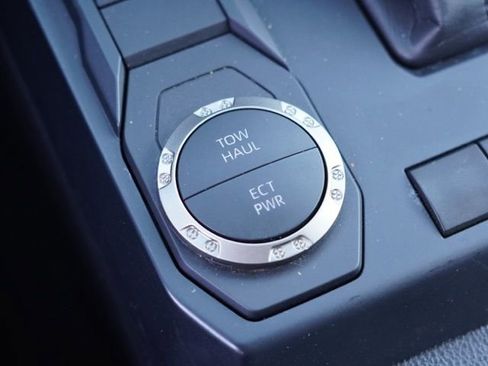 Certified 2025 Toyota Tacoma SR5 RWD image 36