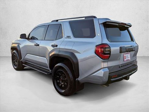 Certified 2025 Toyota 4Runner TRD Off-Road image 8