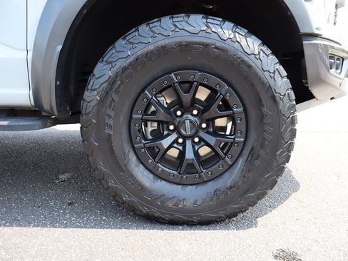 Used 2023 Ford F150 Raptor w/ Raptor 37 Performance Package AWD/4WD image 13