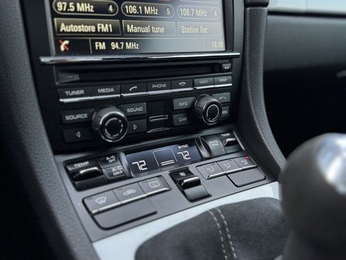 Certified 2016 Porsche Cayman GT4 w/ Sport Chrono Package image 27