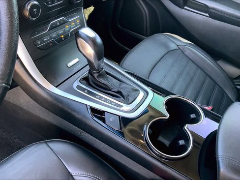 Used 2016 Ford Edge SEL w/ Equipment Group 201A image 16