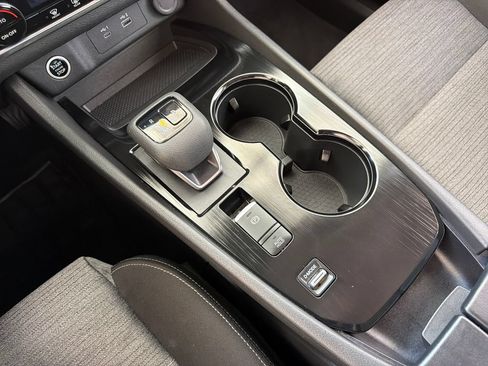 Used 2023 Nissan Rogue SV FWD image 25